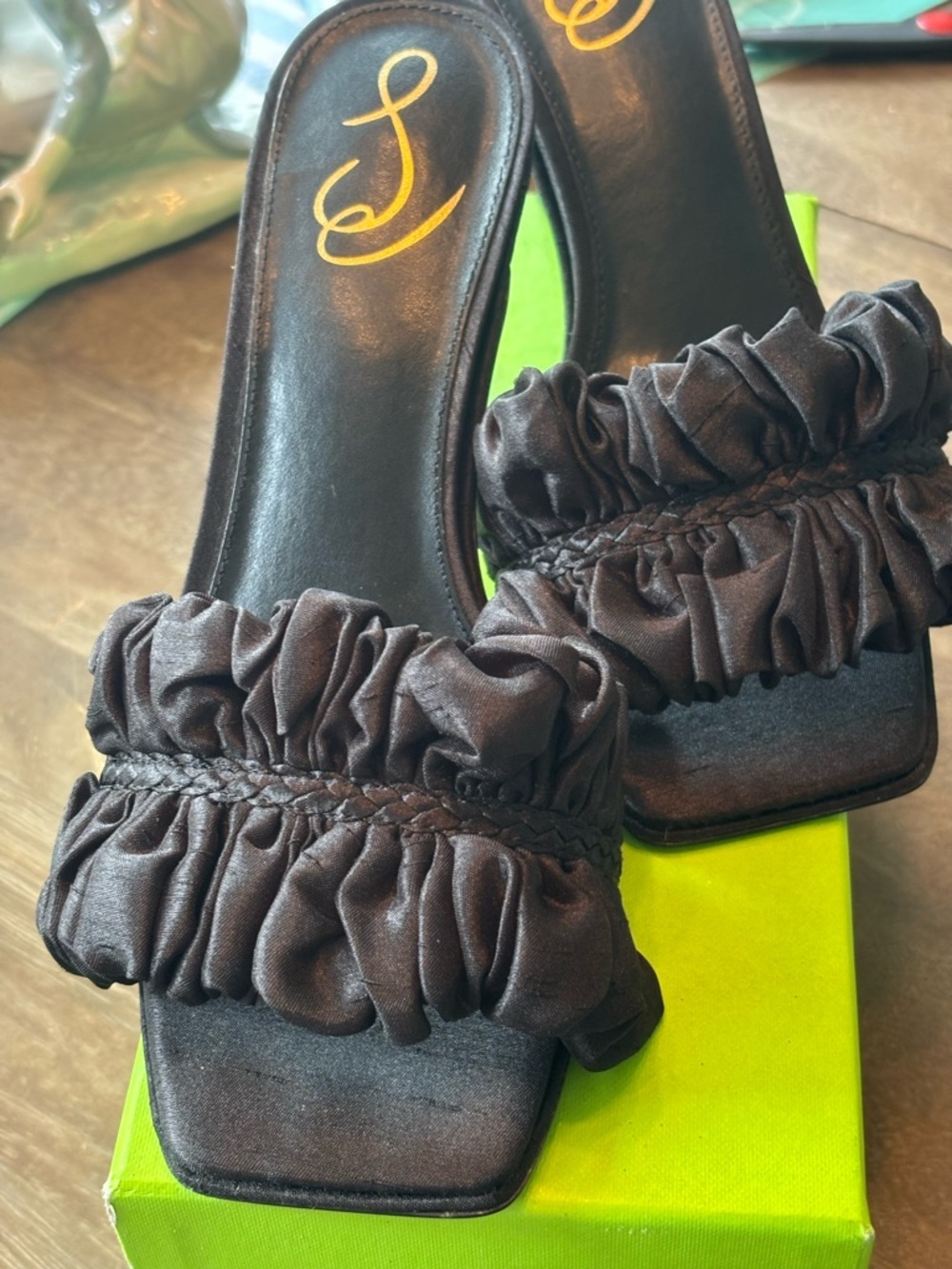 Sam Edelman Black Ruched Slide Mules - Picture 5 of 9